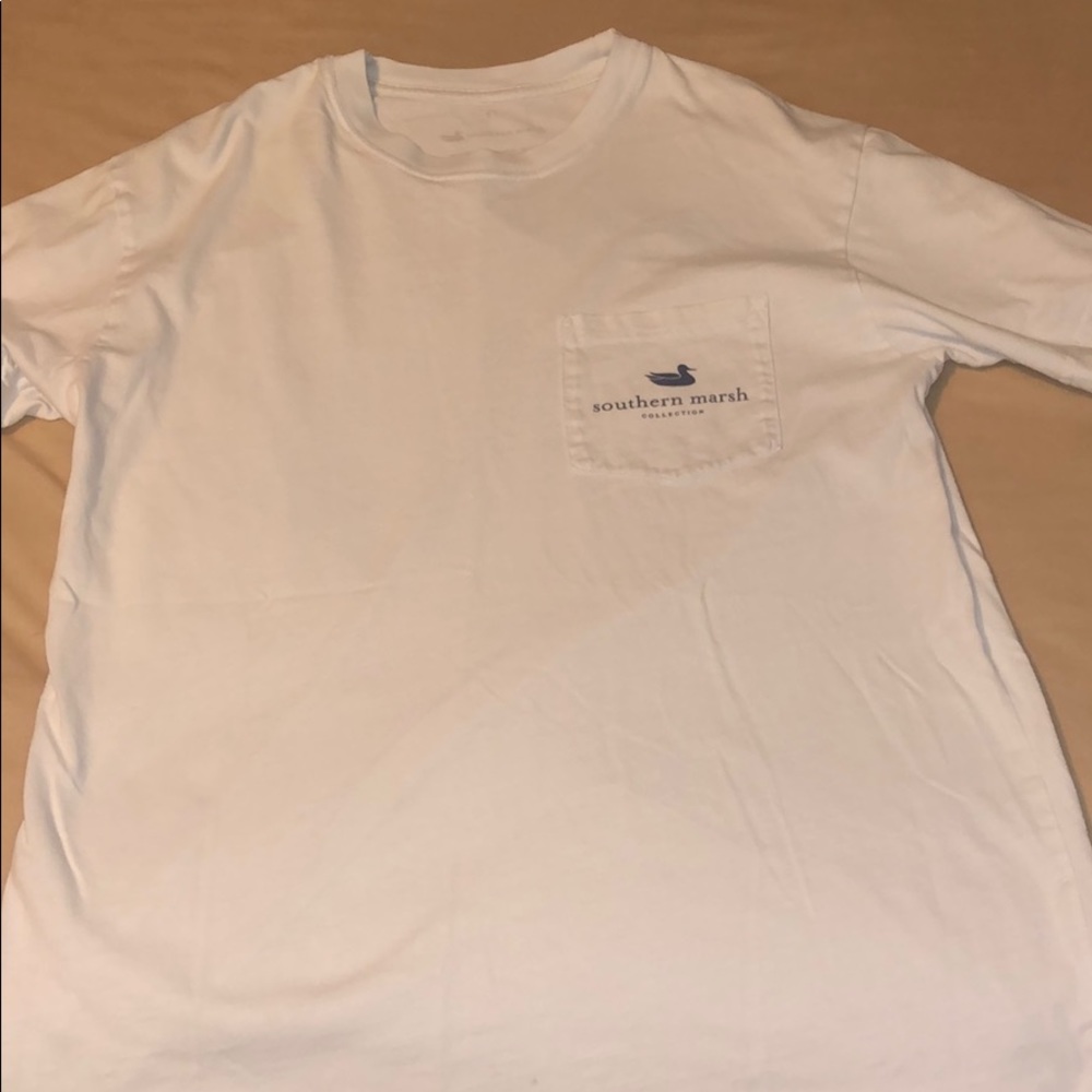 Southern Marsh short sleeve t shirt. Lightly worn.
